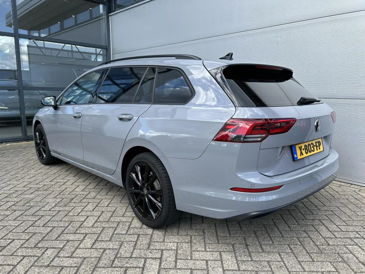 1.0 eTSI Life Business 110 PK | Automaat | Stoelverwarming | Parkeersensoren | Navigatie | Achteruitrijcamera | Adaptive Cruise Control | Climatronic | Digital Cockpit | LED | 18" Lichtmetaa