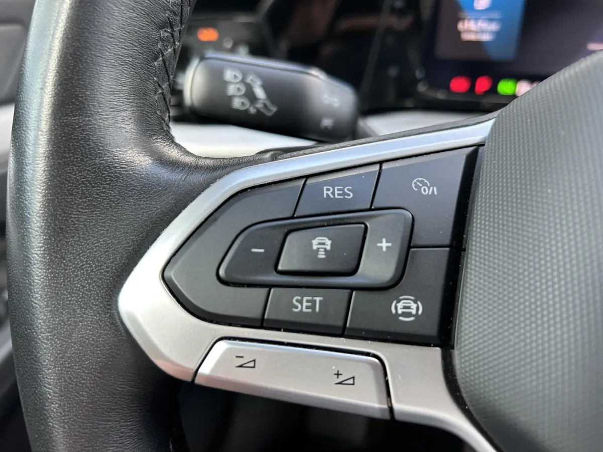 1.0 eTSI Life Business 110 PK | Automaat | Stoelverwarming | Parkeersensoren | Navigatie | Achteruitrijcamera | Adaptive Cruise Control | Climatronic | Digital Cockpit | LED | 18" Lichtmetaa