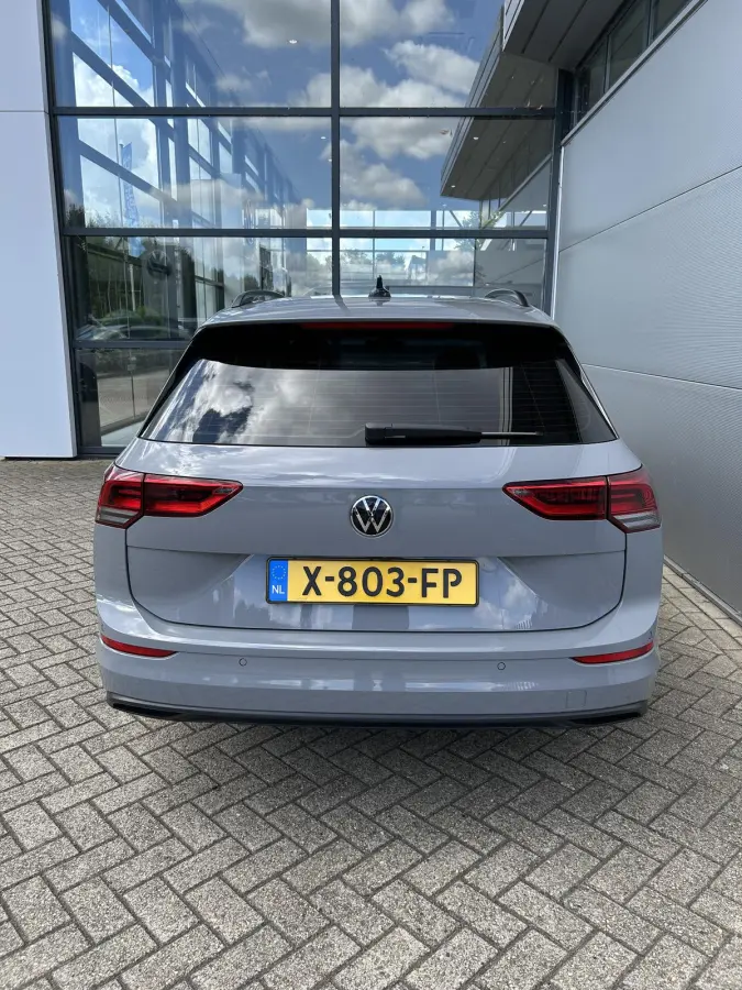 1.0 eTSI Life Business 110 PK | Automaat | Stoelverwarming | Parkeersensoren | Navigatie | Achteruitrijcamera | Adaptive Cruise Control | Climatronic | Digital Cockpit | LED | 18" Lichtmetaa