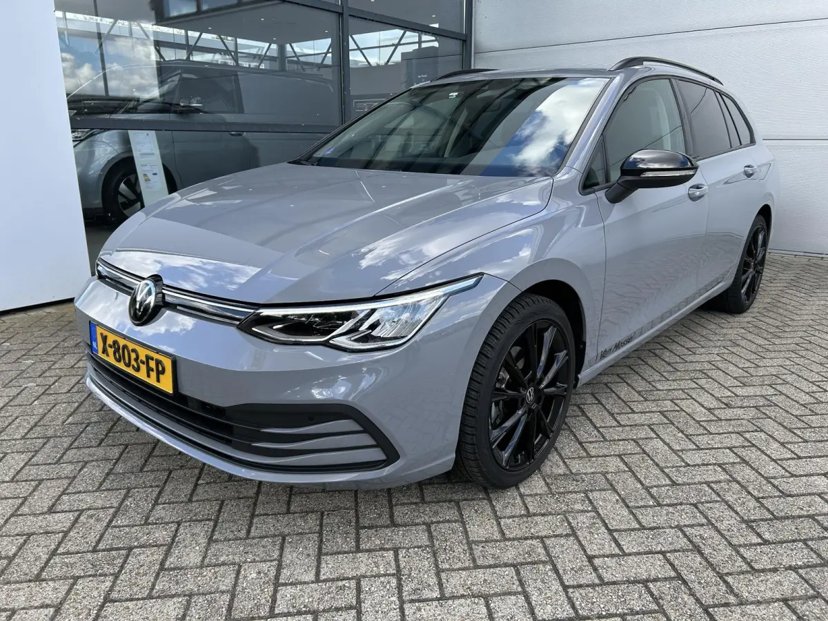 1.0 eTSI Life Business 110 PK | Automaat | Stoelverwarming | Parkeersensoren | Navigatie | Achteruitrijcamera | Adaptive Cruise Control | Climatronic | Digital Cockpit | LED | 18" Lichtmetaa