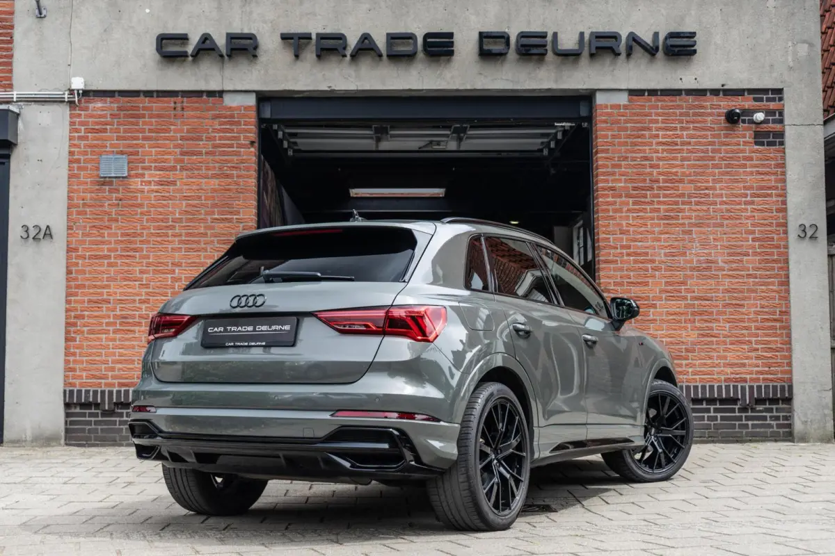 35 TFSI S Line Keyless / ACC / Apple car play