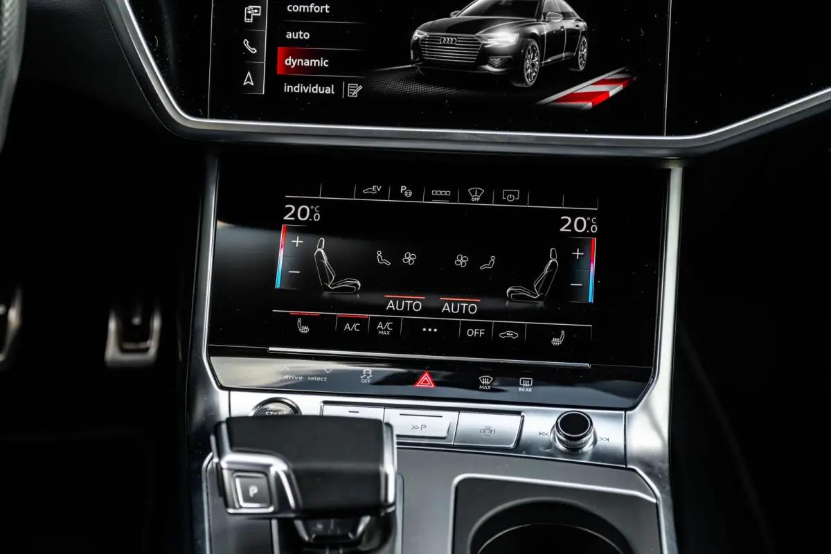 50 TFSI e quattro S edition 299PK | Trekhaak | B&O | Soft Close | 360 Camera | Head-up display | Stoelverw. voor