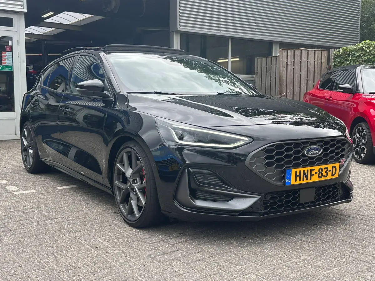 2.3EB ST-X | 2024! | AUTOMAAT! | PANODAK | ADAPTIVE CRUISE HEAD UP | CAMERA | WINTERPACK | PERFORMANCE STOELEN | B&O | DODE HOEK | PARK SENS V+A