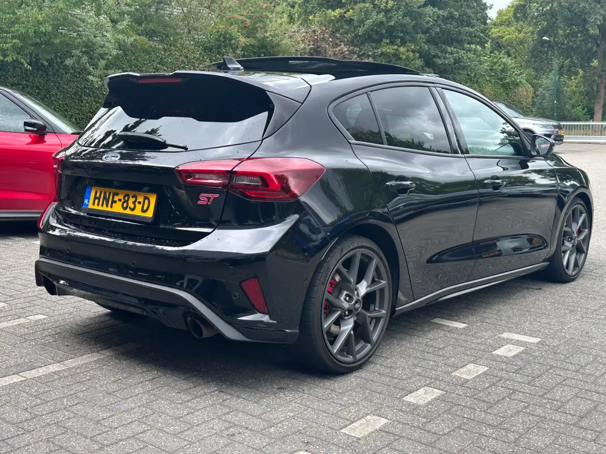 2.3EB ST-X | 2024! | AUTOMAAT! | PANODAK | ADAPTIVE CRUISE HEAD UP | CAMERA | WINTERPACK | PERFORMANCE STOELEN | B&O | DODE HOEK | PARK SENS V+A