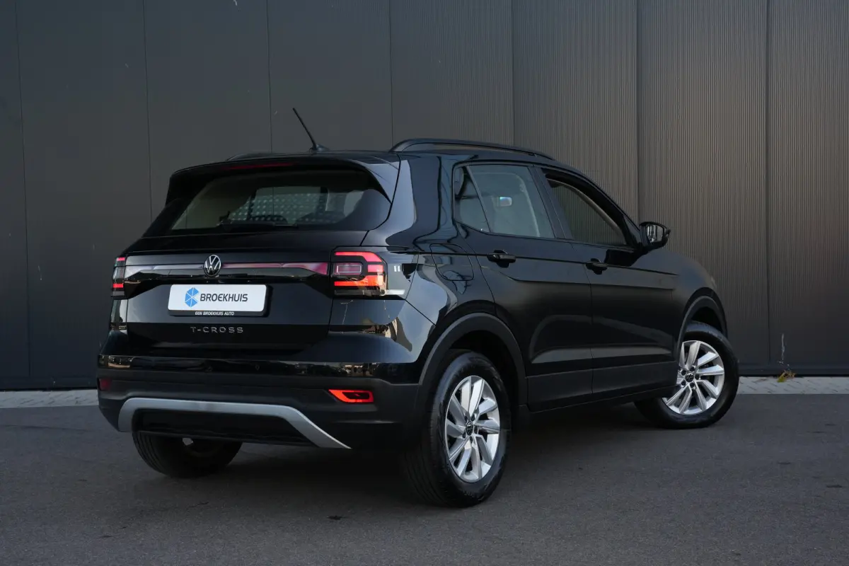 1.0 TSI Life | Camera | Apple Carplay | Navi |