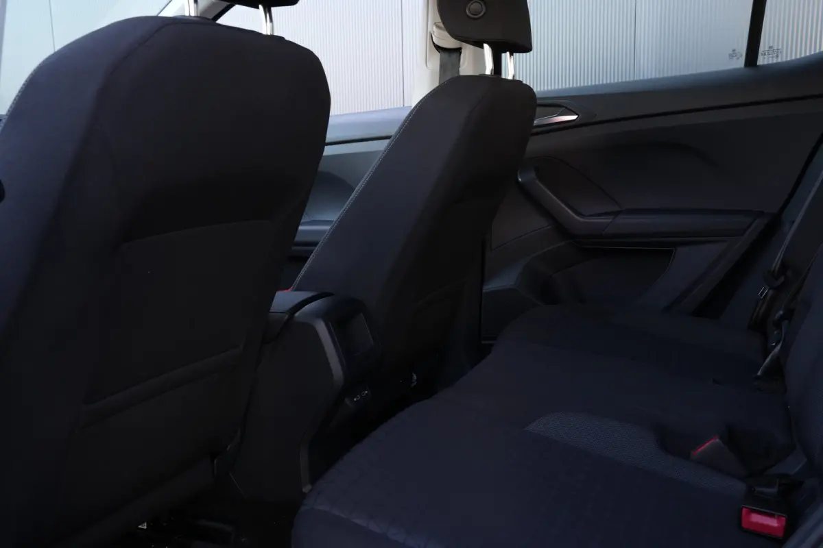 1.0 TSI Life | Camera | Apple Carplay | Navi |