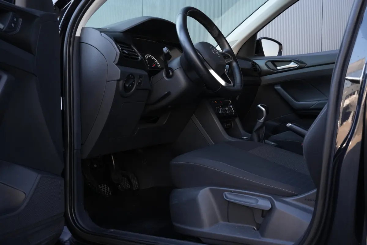 1.0 TSI Life | Camera | Apple Carplay | Navi |