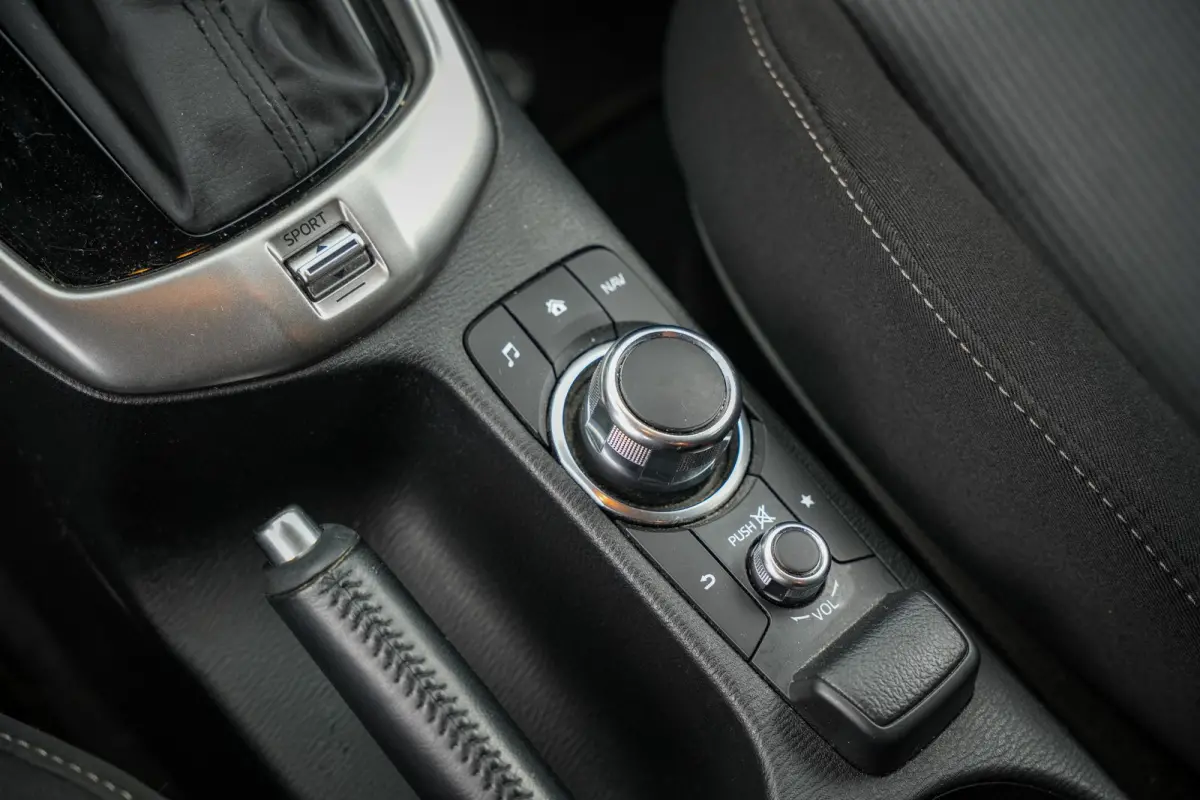 2.0 SkyActiv-G 120 Dynamic Cruise Control Airco Automatisch Navigatie Stoelverw. PDC Automaat!