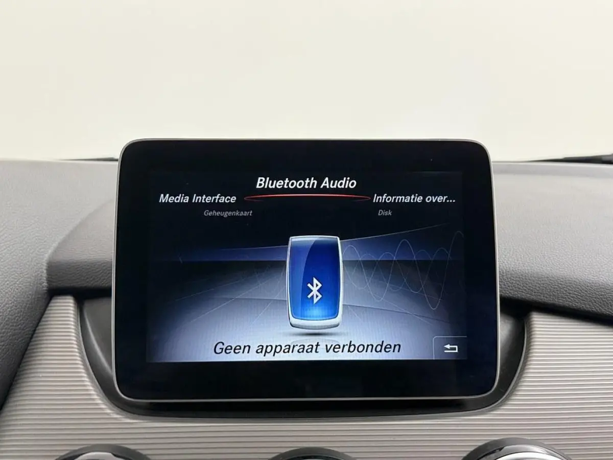 180 Bns+ Automaat Nav/Camera/Stoelverw./Led /Comfort.Stoelen/Donkere.Hemel/Keyless