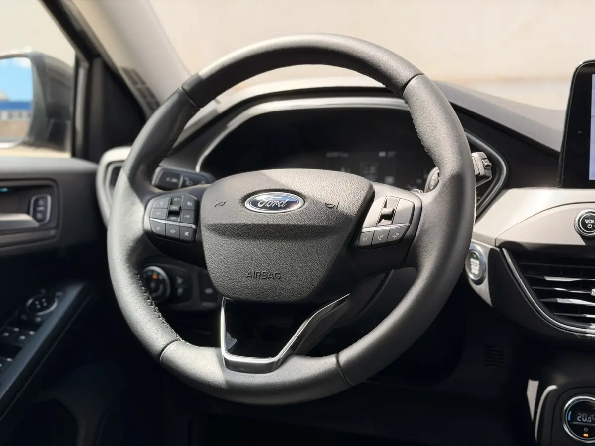 1.0 EcoBoost Titanium Aut. Pano Trekh Camera ACC Winterpakket