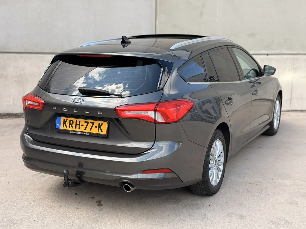 1.0 EcoBoost Titanium Aut. Pano Trekh Camera ACC Winterpakket