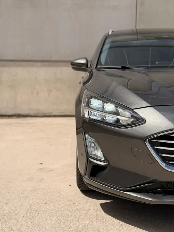1.0 EcoBoost Titanium Aut. Pano Trekh Camera ACC Winterpakket