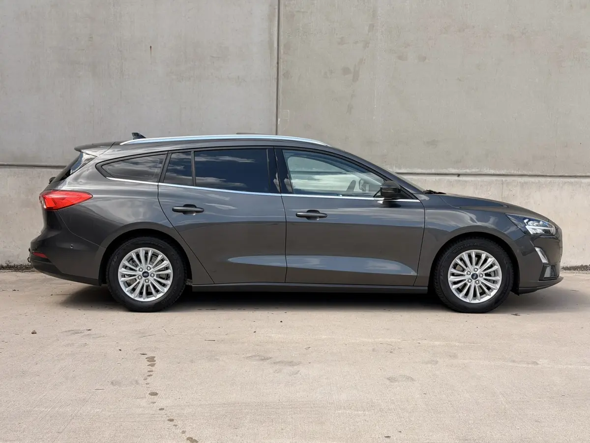 1.0 EcoBoost Titanium Aut. Pano Trekh Camera ACC Winterpakket