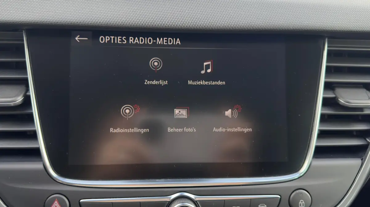 1.2 Turbo Elegance | Achteruitrijcamera | Apple Carplay / Android Auto | Automaat |