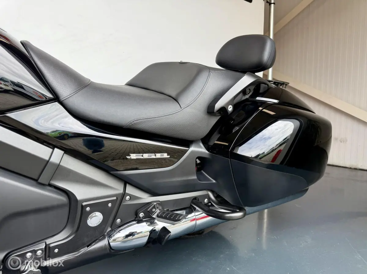 F6B C-ABS BAGGER