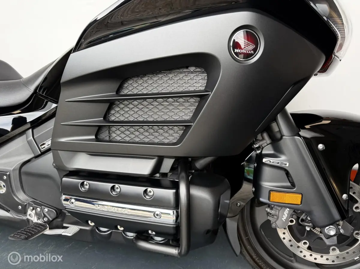 F6B C-ABS BAGGER