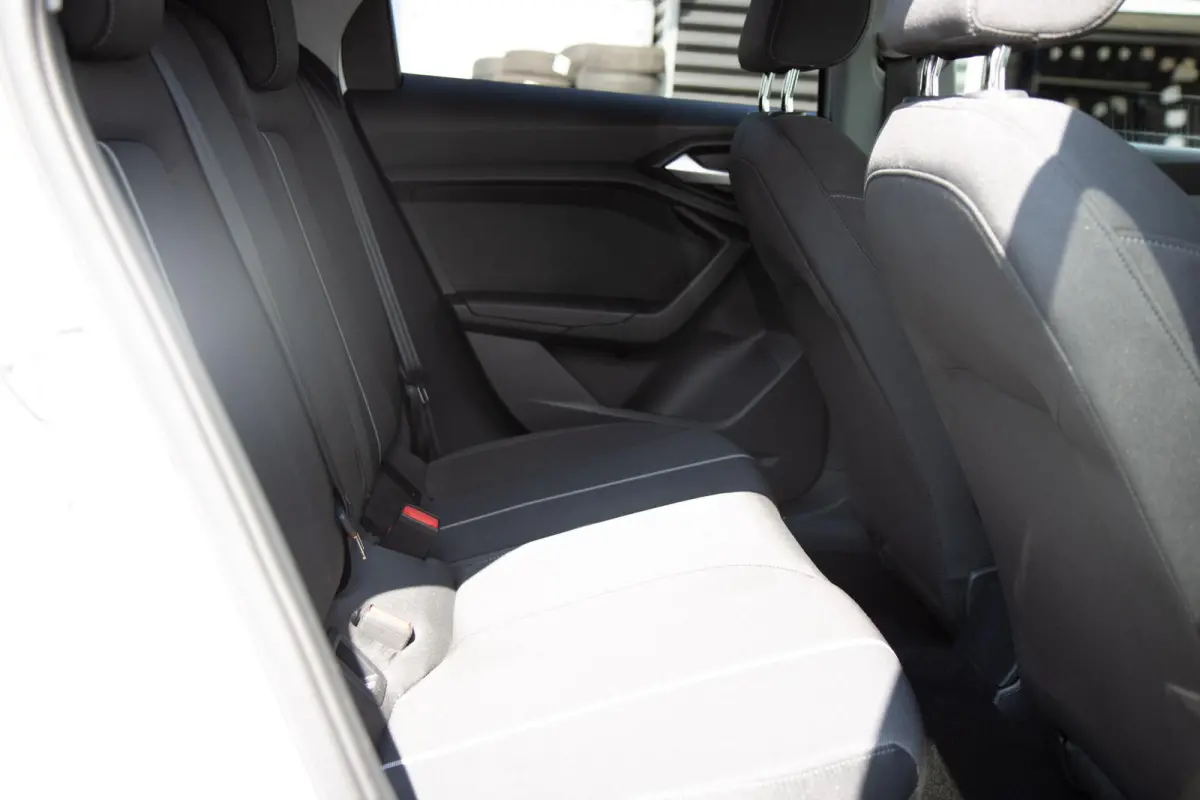 35 TFSI 150pk S-tronic S edition | Stoelverwarming | Parkeersensoren | 17" Velgen