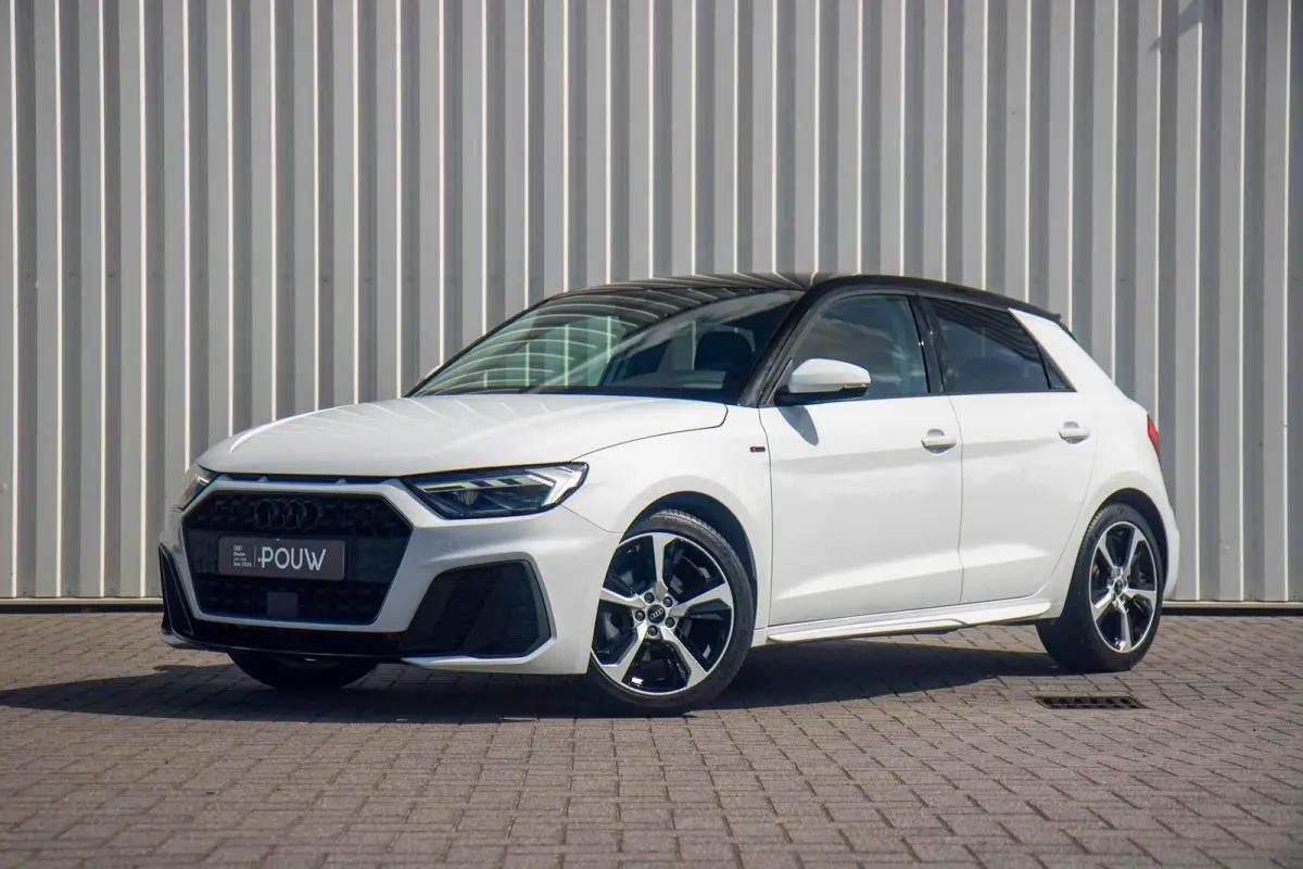 35 TFSI 150pk S-tronic S edition | Stoelverwarming | Parkeersensoren | 17" Velgen