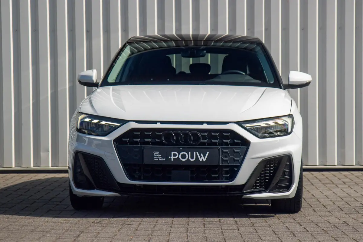 35 TFSI 150pk S-tronic S edition | Stoelverwarming | Parkeersensoren | 17" Velgen