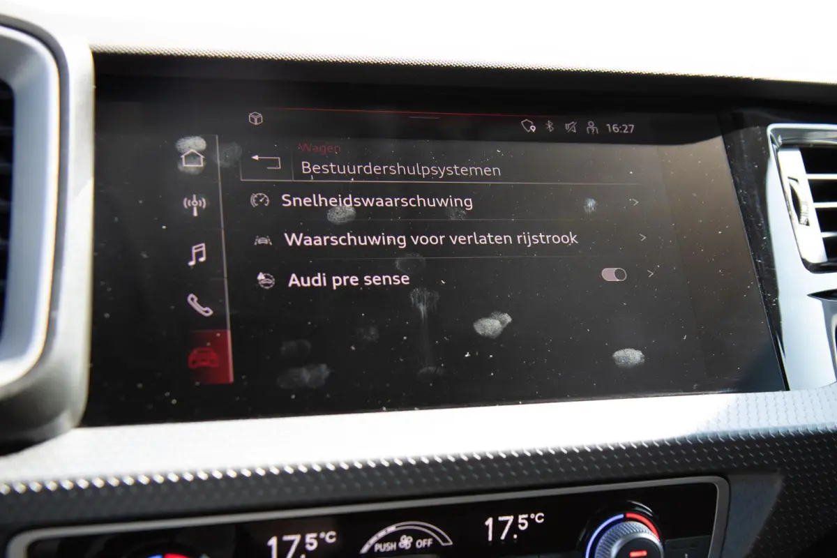 35 TFSI 150pk S-tronic S edition | Stoelverwarming | Parkeersensoren | 17" Velgen