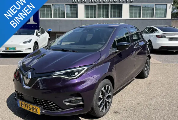 R135 Evolution 52 kWh SOH 95% | 30.000KM | DEALER ONDERHOUDEN| CAMERA | CCS SNELLADER| FULL LED | RIJKLAAR GELEVERD INCL. 12 MND BOVAG GARANTIE| LANE ASSIST|