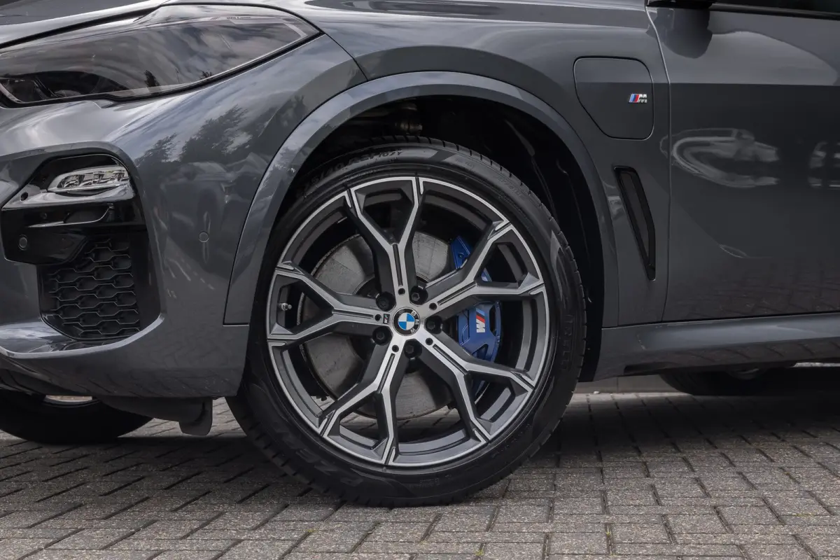 xDrive45e High Executive | M-Sport | M-stoelen | Laser LED