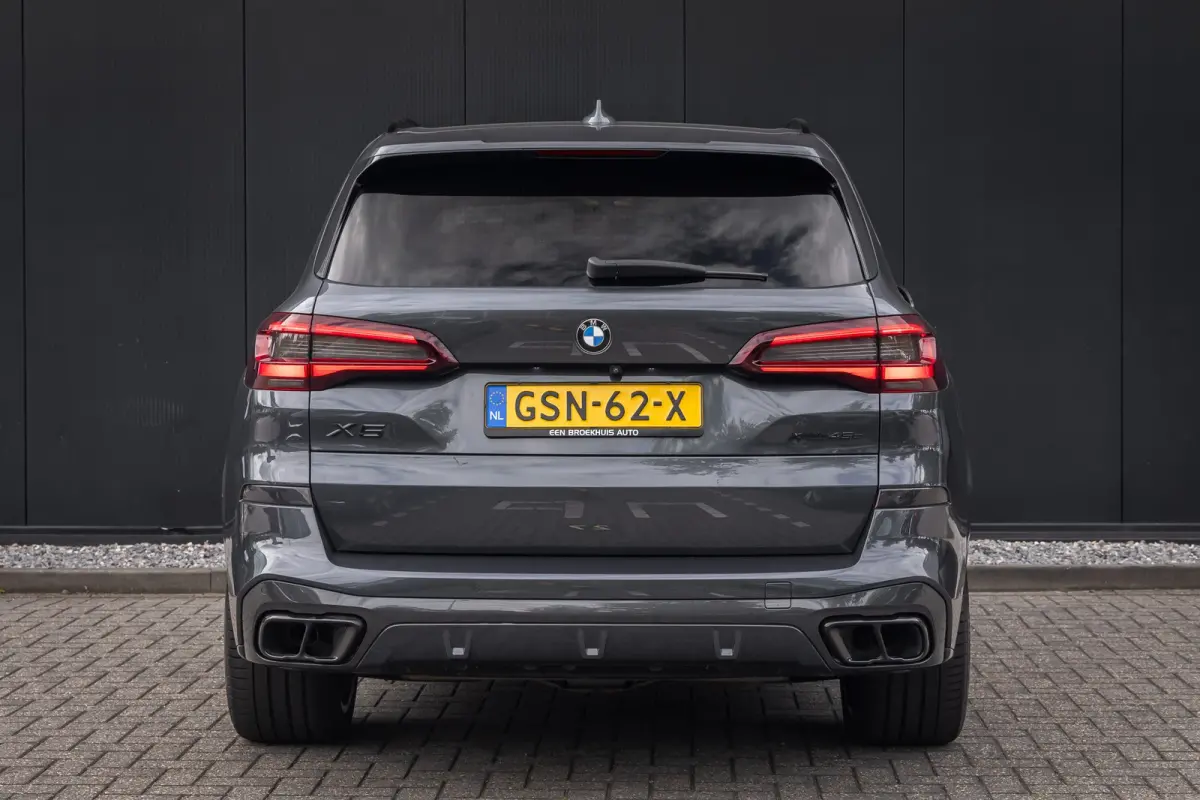 xDrive45e High Executive | M-Sport | M-stoelen | Laser LED