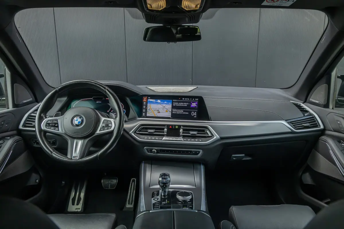 xDrive45e High Executive | M-Sport | M-stoelen | Laser LED