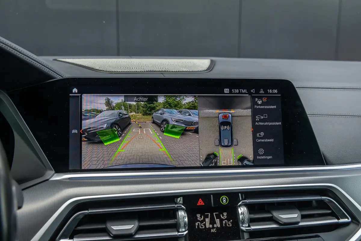 xDrive45e High Executive | M-Sport | M-stoelen | Laser LED