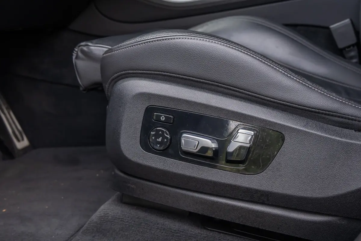 xDrive45e High Executive | M-Sport | M-stoelen | Laser LED