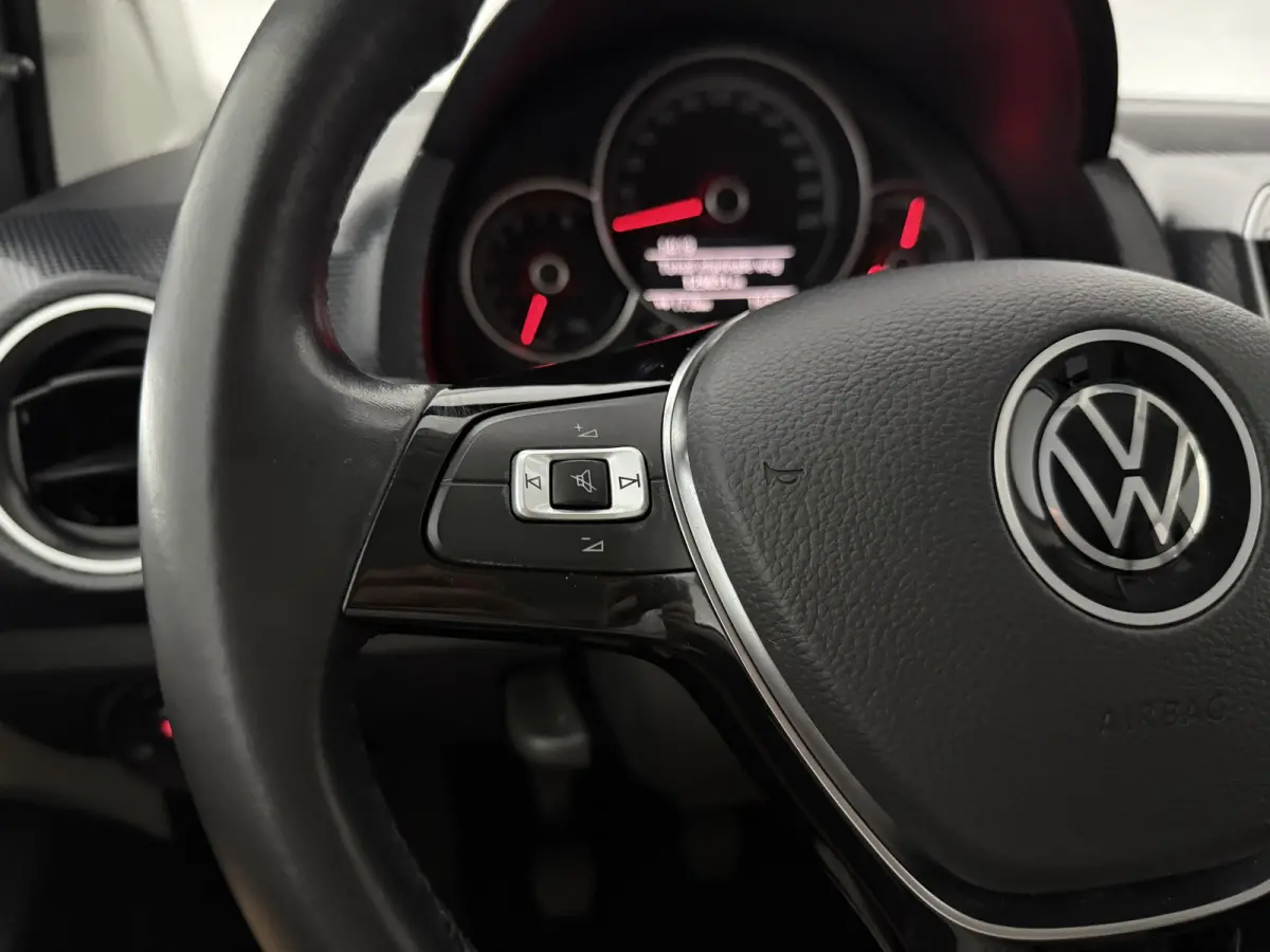 1.0 BMT move up! | Airco | Elektrische ramen | Bluetooth