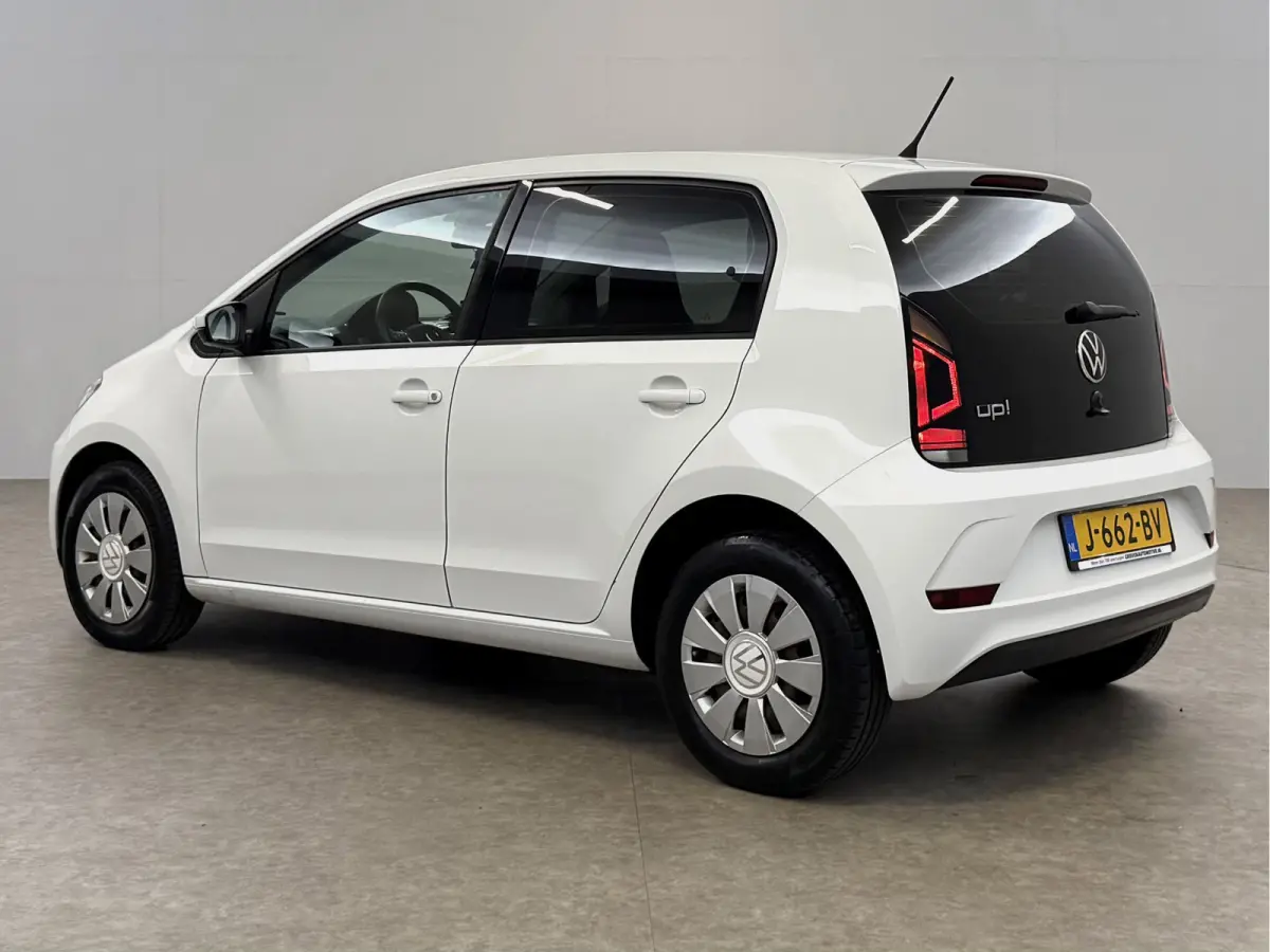 1.0 BMT move up! | Airco | Elektrische ramen | Bluetooth