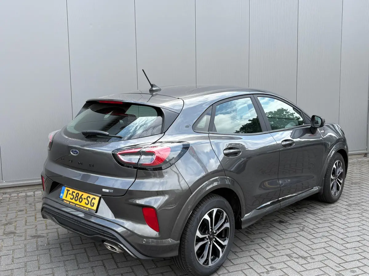 125PK EcoB. ST-Line Navigatie/Parkeerhulp/Stoel-stuurverwarming/Elektr.-klep