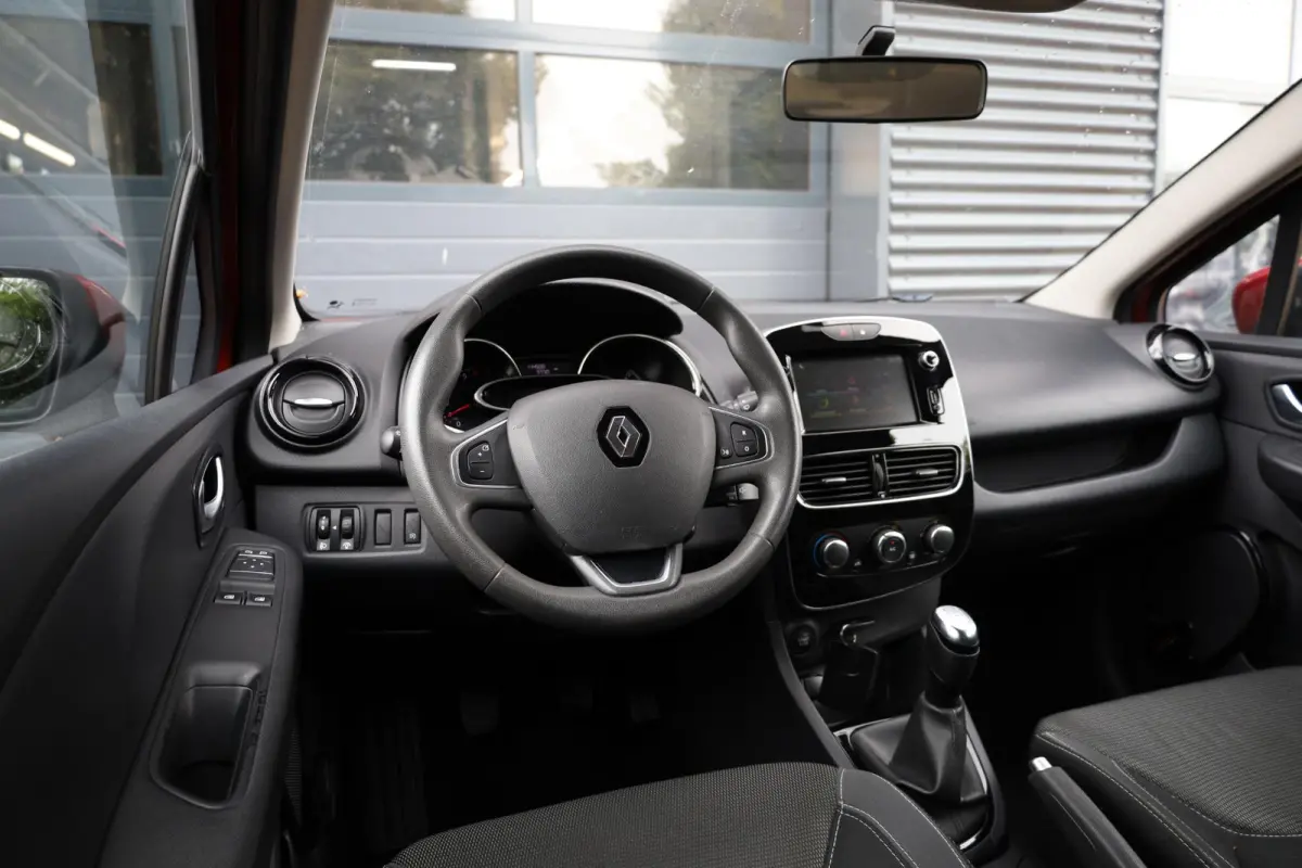 0.9 TCe Zen |Keyless |Cruise Control |Navi |Bass Reflex Sound |Bluetooth