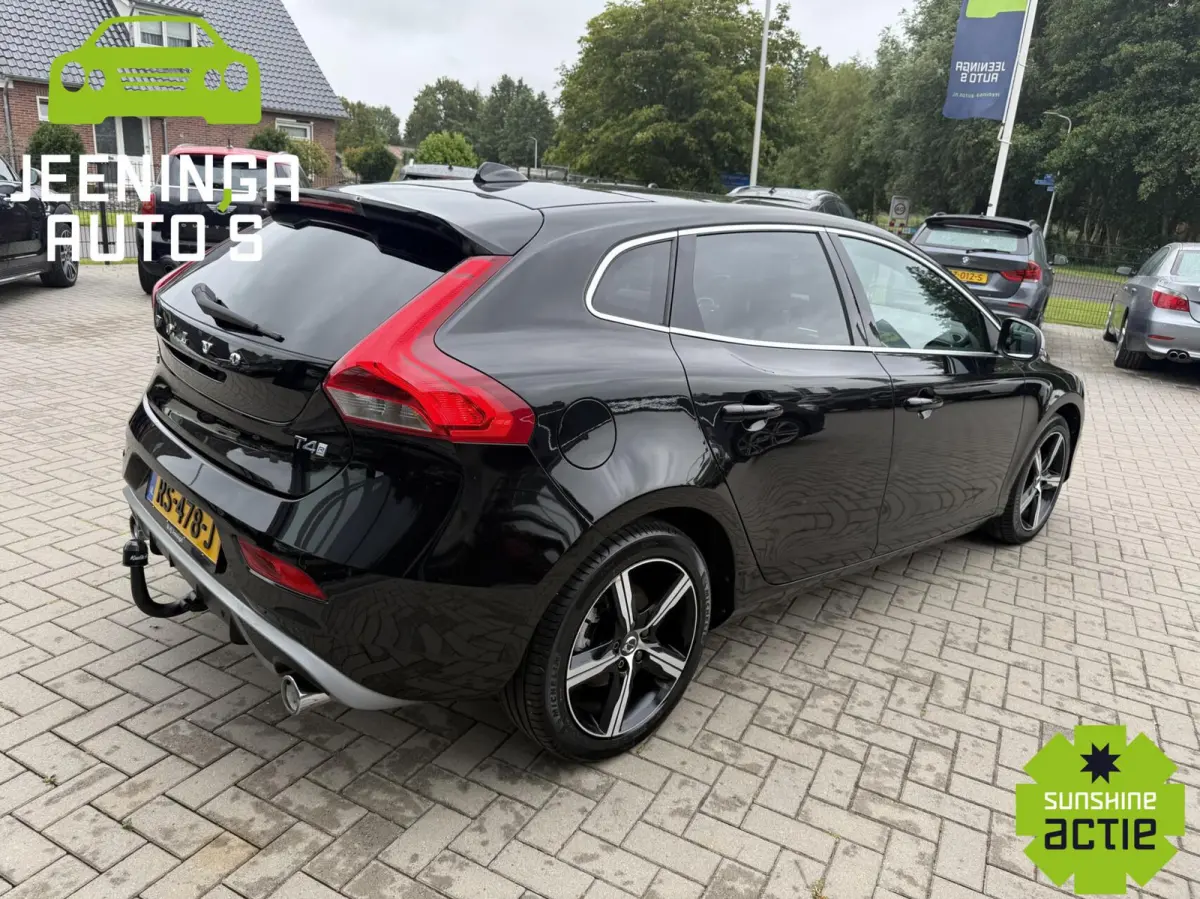 2.0 T4 R-Design|Camera|Leer|Stoelverwarming|Trekhaak|Pano
