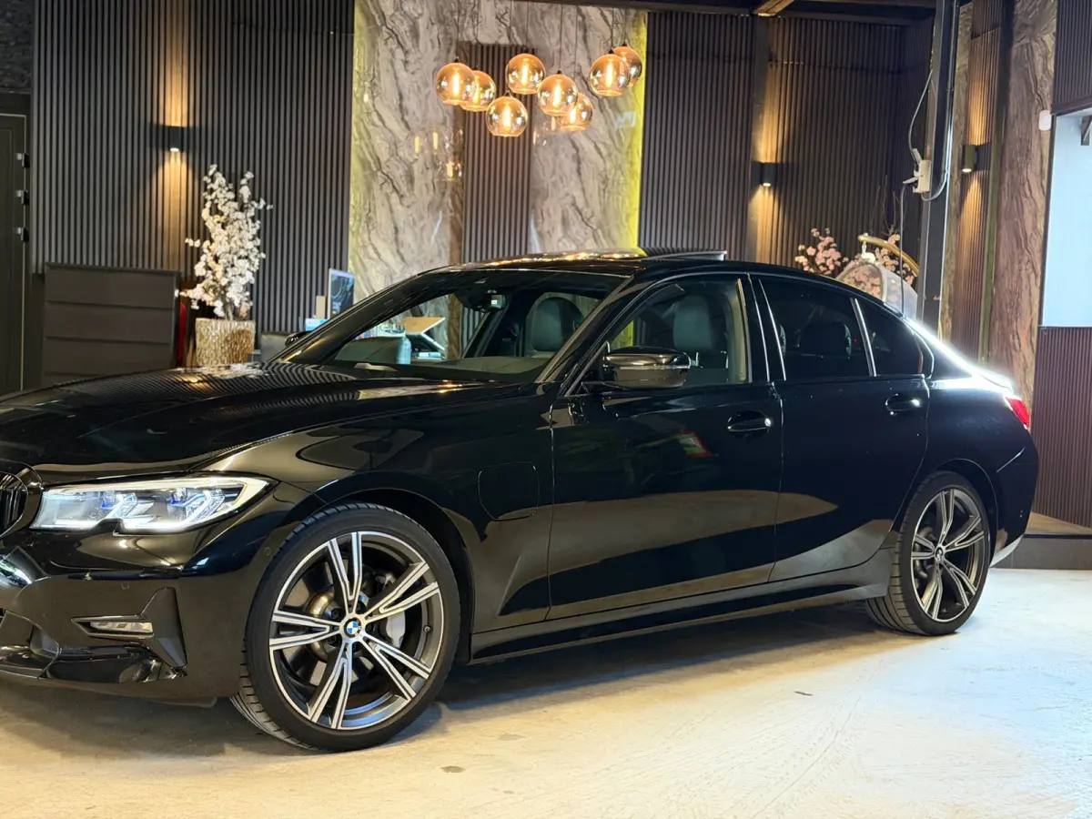 330e M sport|Pano|Bomvol!
