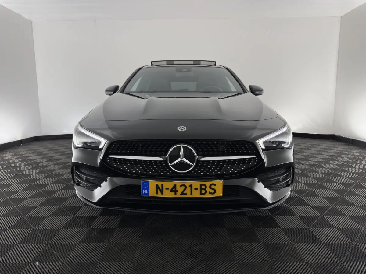 250 e Business Solution AMG Limited (Plug-in) (INCL.BTW) Aut. *PANO | LEATHER-MICROFIBRE | FULL-LED | HEATED-SPORTSEATS | AMBIENT-LIGHT | DIGI-COCKPIT | DAB+ | NAVI-FULLMAP | CAMERA | PRIVAC