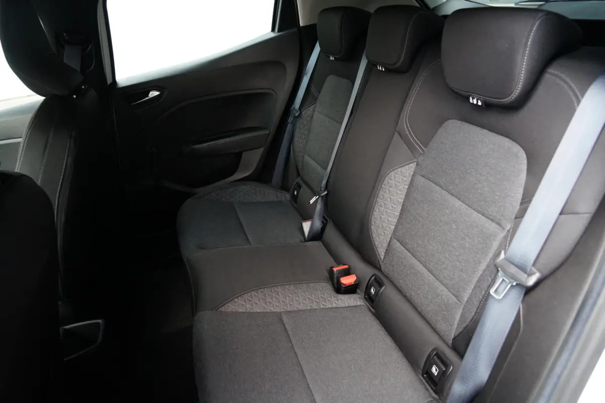 1.0 TCe Zen, NL, CarPlay, LED, cruise, DAB