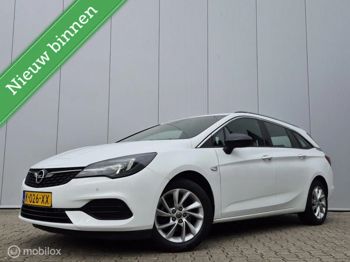 1.2 ELEGANCE/BOSE/KEYLESS/CAMERA/TREKHAAK/LED/DIGITALE TELLER/HALF LEDER