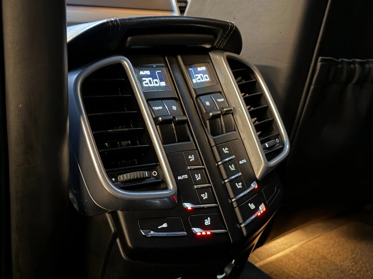 4.8 Turbo Automaat Burmester Luchtvering Leer
