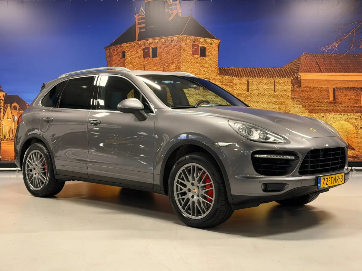 4.8 Turbo Automaat Burmester Luchtvering Leer