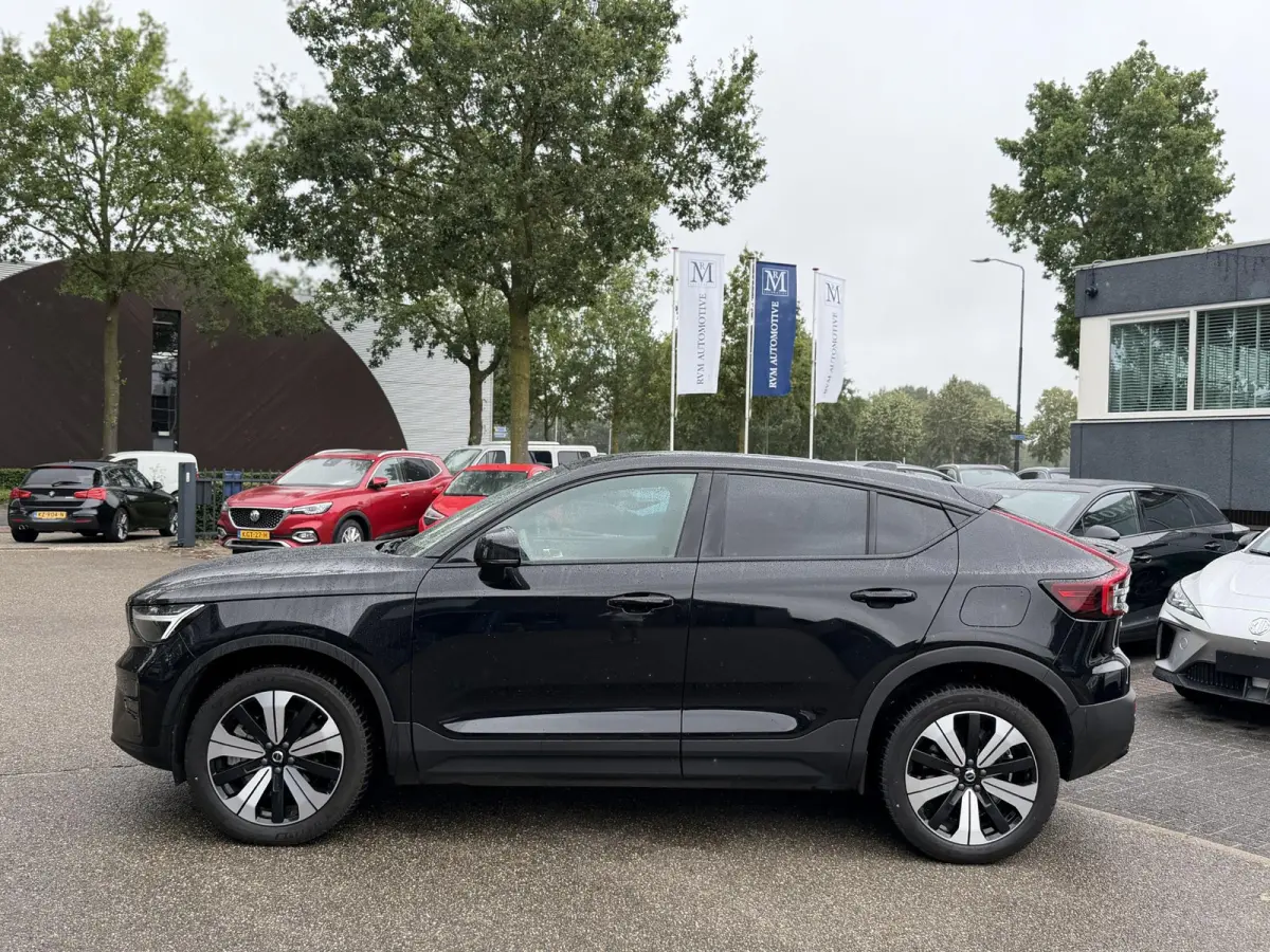Recharge Plus 69 kWh VOL OPTIES| ELEKTRISCHE ACHTERKLEP| DEALER ONDERHOUDEN| RIJKLAARPRIJS| WARMTEPOMP + STOEL STUURVERWARMING| CAMERA|