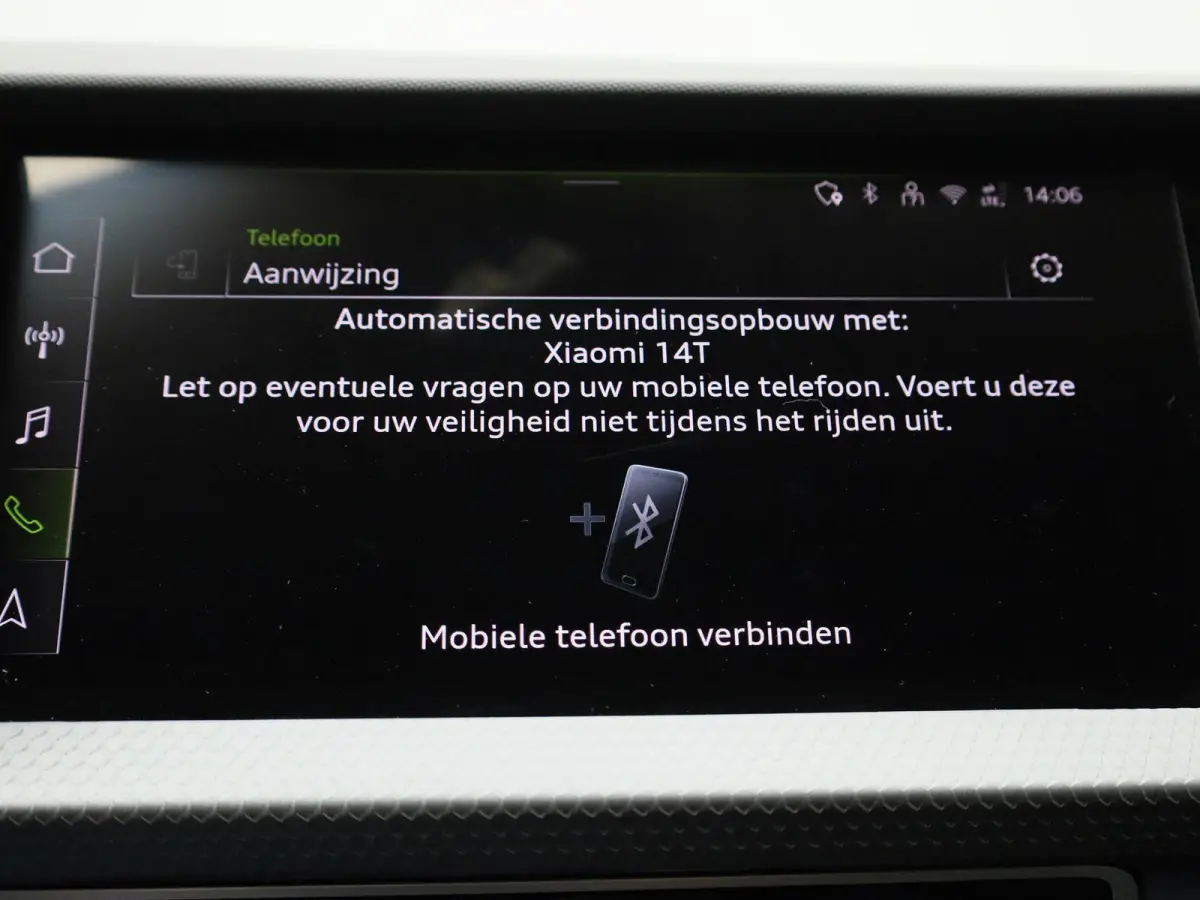30 TFSI S edition | 18 inch velgen | Automaat | Achteruitrijcamera | Apple carplay / Android auto |