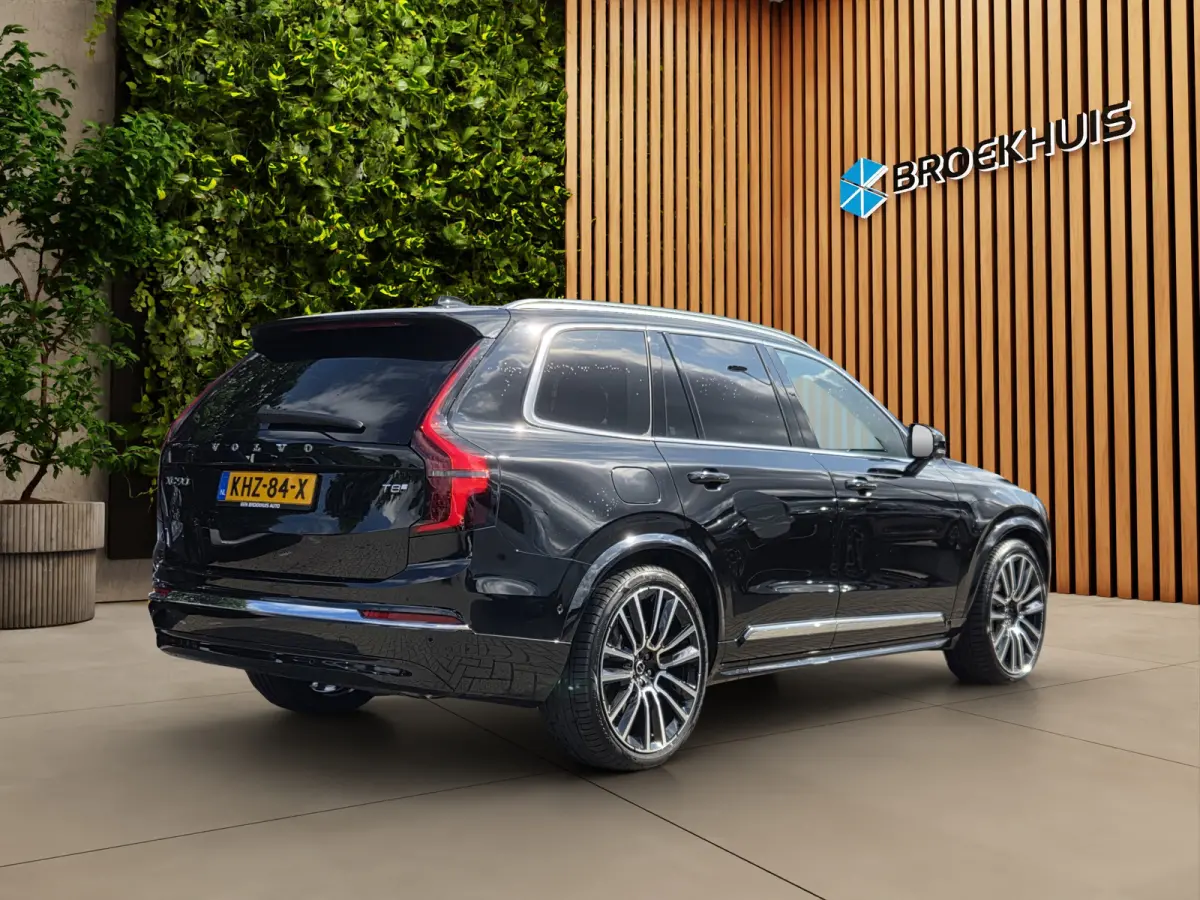 2.0 T8 Plug-in hybrid AWD Ultra Bright Exec. Ed. | Luchtvering | Bowers&Wilkins | Massage/ventilatie | 22" Velgen