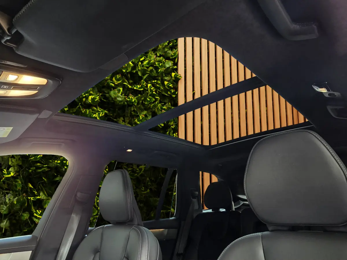 2.0 T8 Plug-in hybrid AWD Ultra Bright Exec. Ed. | Luchtvering | Bowers&Wilkins | Massage/ventilatie | 22" Velgen