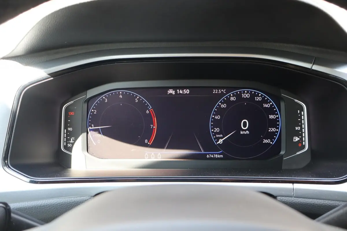 1.0 TSI 110pk Life | Achteruitrijcamera | Digitaal Info Display | App Connect
