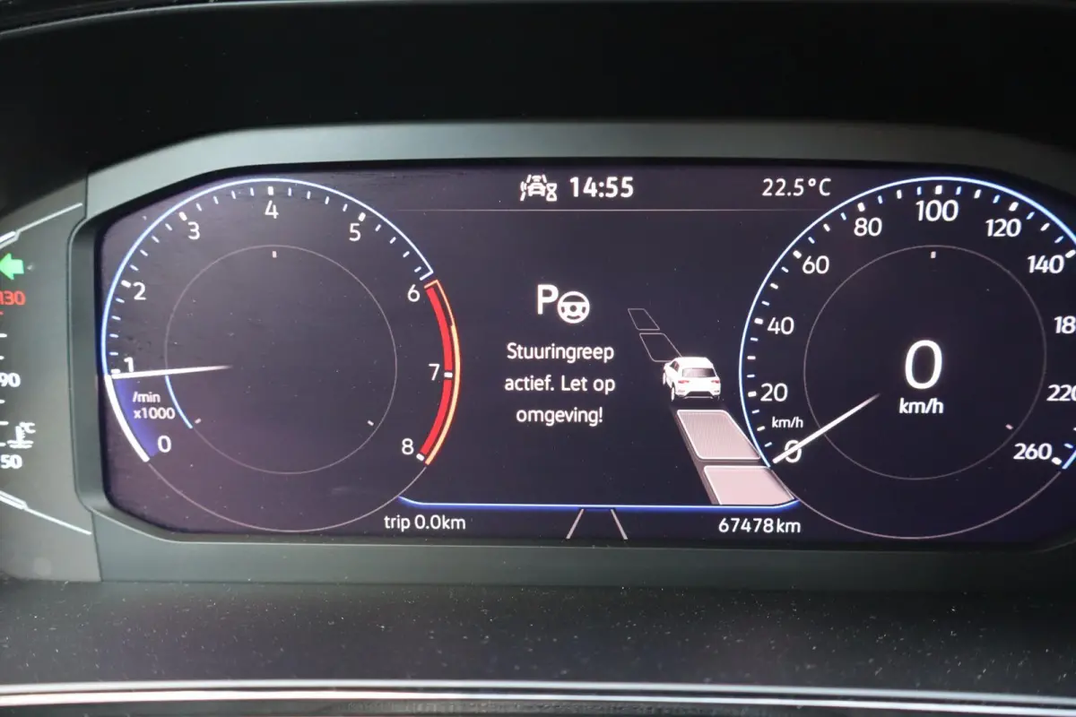 1.0 TSI 110pk Life | Achteruitrijcamera | Digitaal Info Display | App Connect