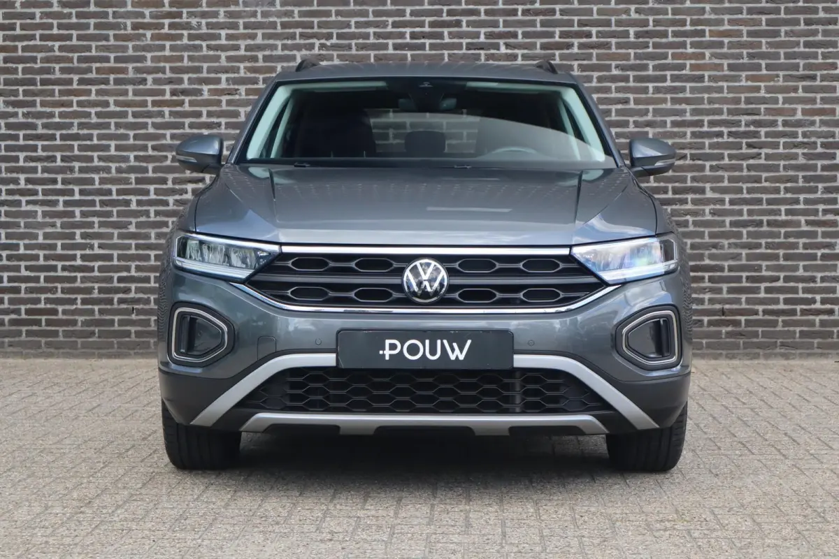 1.0 TSI 110pk Life | Achteruitrijcamera | Digitaal Info Display | App Connect