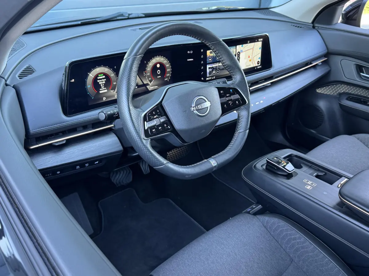 ADVANCE 66 kWh (99% SOH) I AUTOMAAT I P-CAMERA I WARMTEPOMP I CLIMATE CONTROL I APPLE CARPLAY
