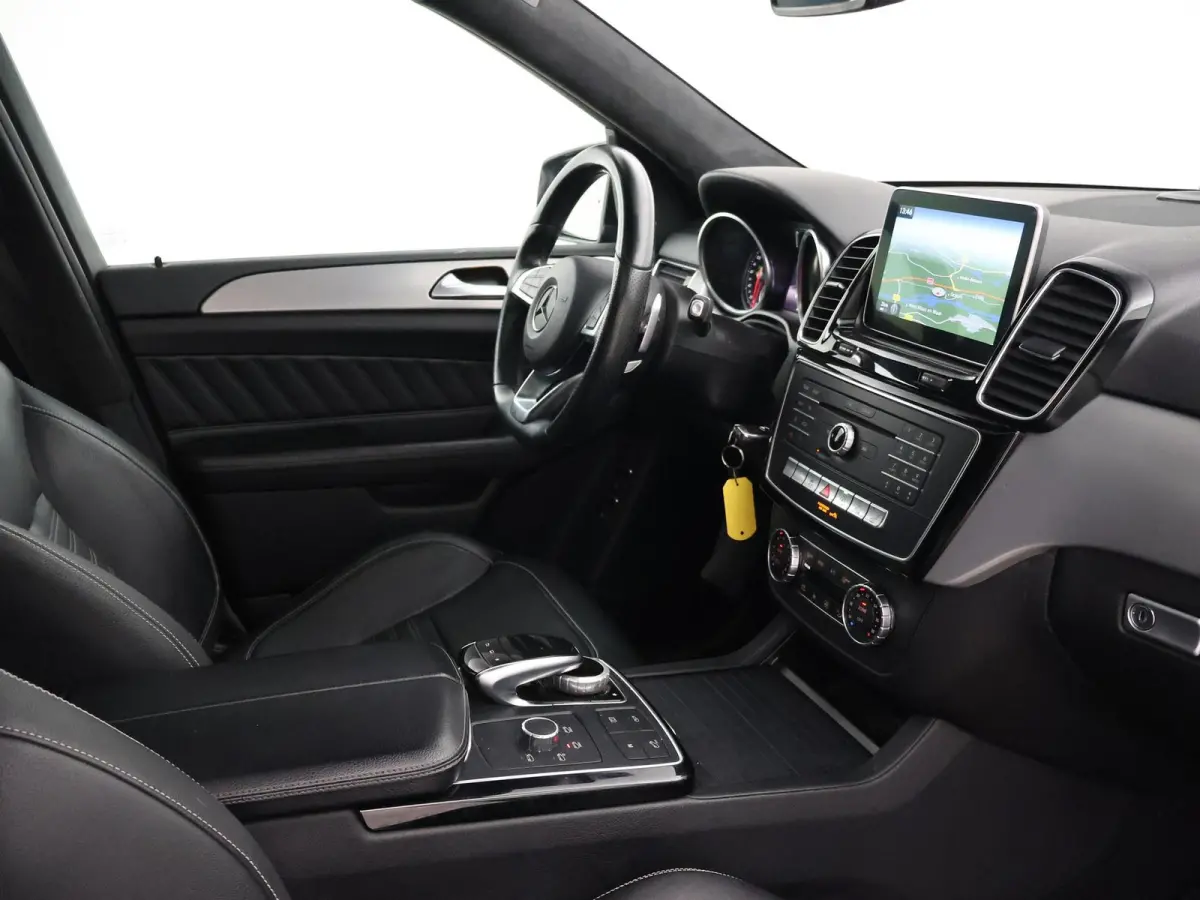 350d 258 PK 4MATIC AMG SPORT + 3500 KG TREKHAAK | LUCHTVERING | SCHUIFDAK | 20 INCH